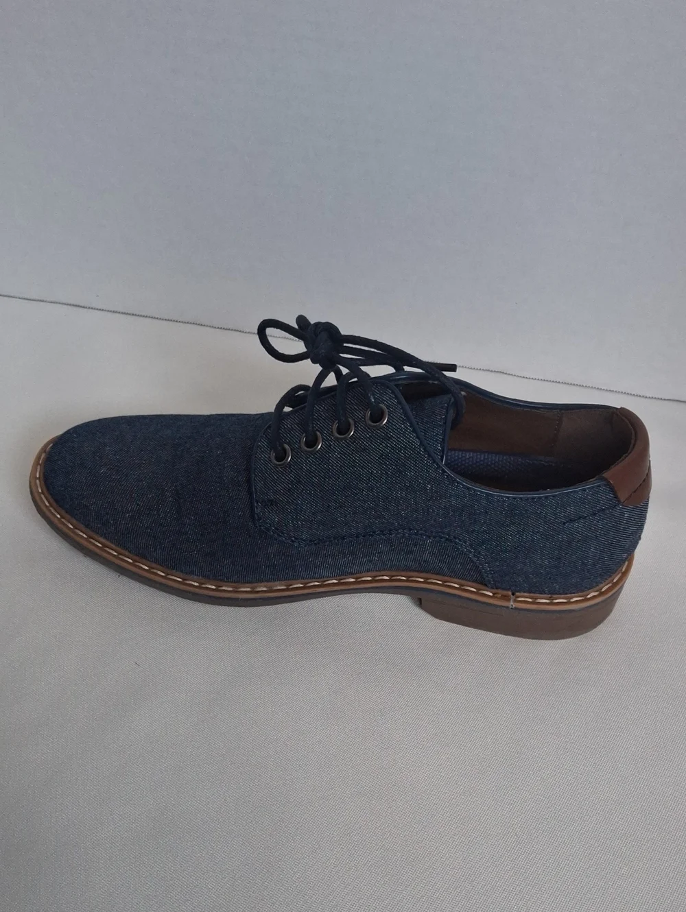 Bruno marck Dress Shoes oxford  uniforms boys size 3‎